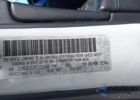 2015 Jeep Grand Cherokee High Altitude z USA, uszkodzony, nr VIN 1C4RJECG3FC111160